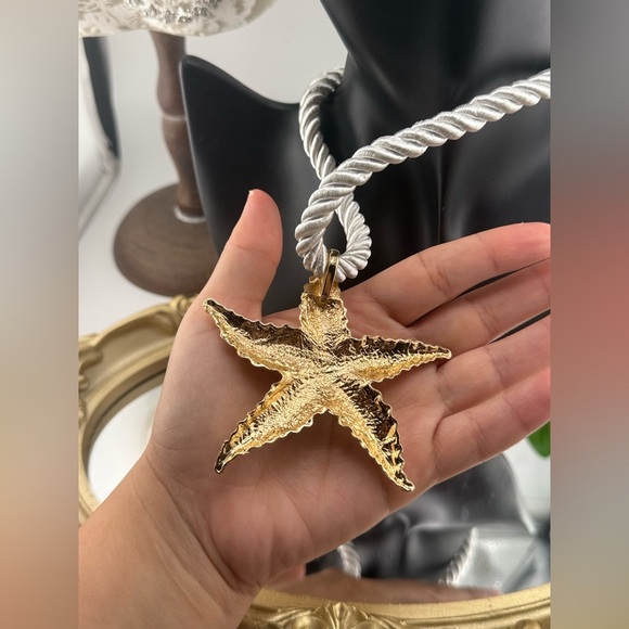 Zara Starfish Pendant Rope Necklace – Bold Statement Beach-Inspired Jewelry - Picture 7 of 10